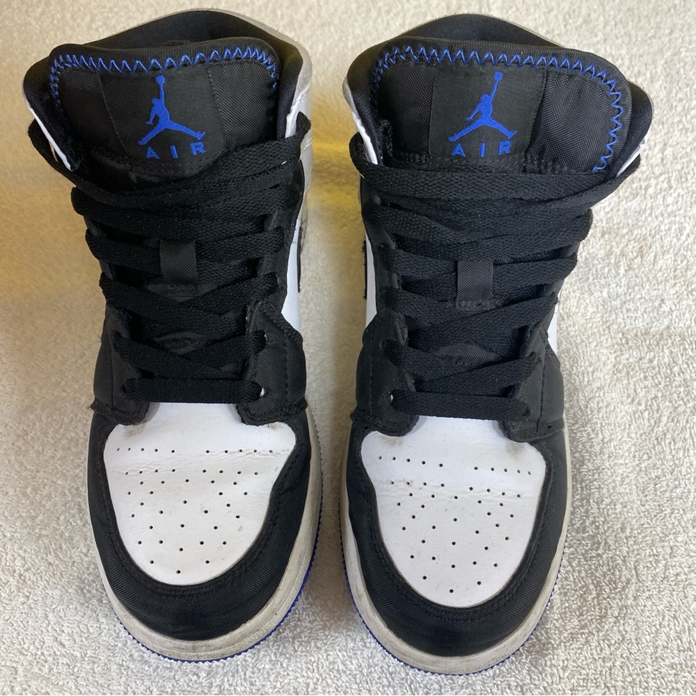 Nike Jordan Mid, Youth Sneakers, 5Y